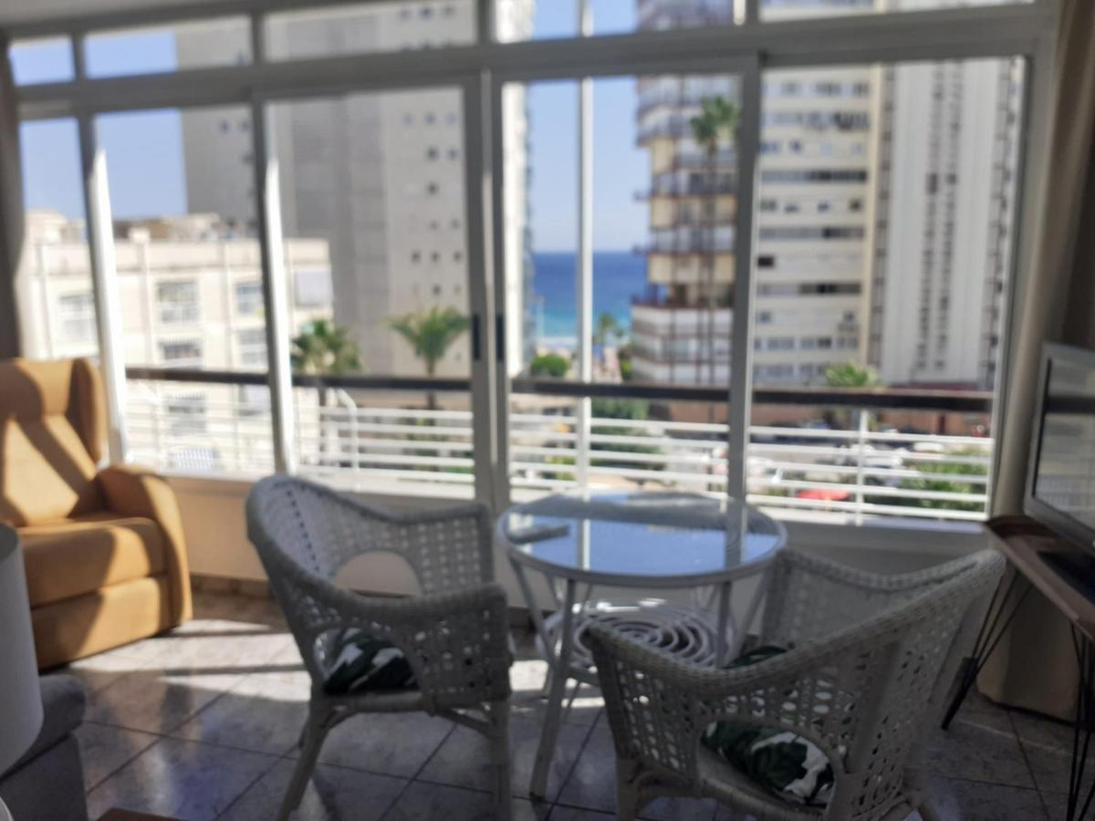 Mediterraneo, Muy Centrico, En Plaza Triangular, Soleado, Con Jardines Y Piscina Y La Playa Enfrente Andando, Con Parking Exterior Comunitario Apartamento Benidorm