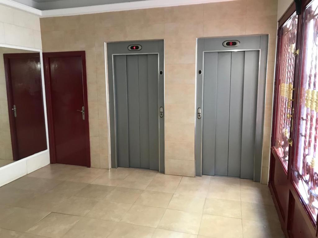 Apartamento Los Fernandos, 1st Line Beachfront Poniente, 2 Bedroom Ocean Terrace
