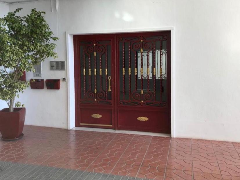 Apartamento Los Fernandos, 1st Line Beachfront Poniente, 2 Bedroom Ocean Terrace *