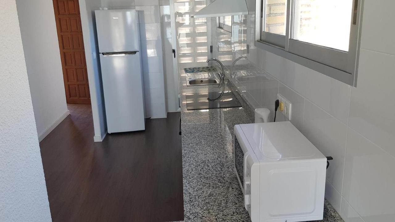 Disponible Marblaw-18 A 31 Octubre 1ª Linea- Aire Acondic -2hab 2bn, Parking Opcionable Extra Apartment Benidorm