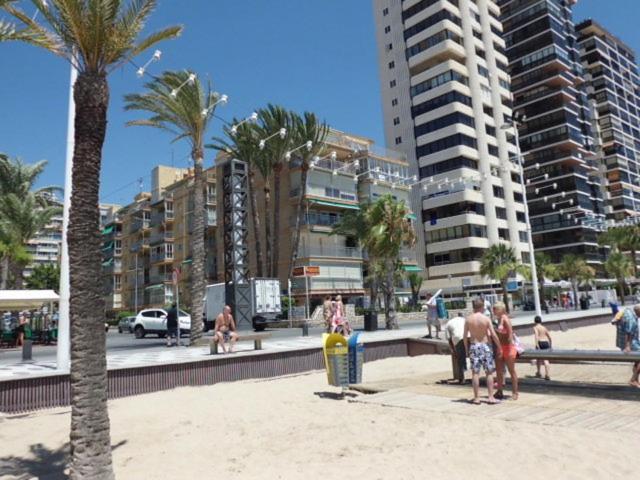 Disponible En Abril-wifi-3hab, 6 Pers, -piscina, Aire Acondi-parking Opcionable Extra