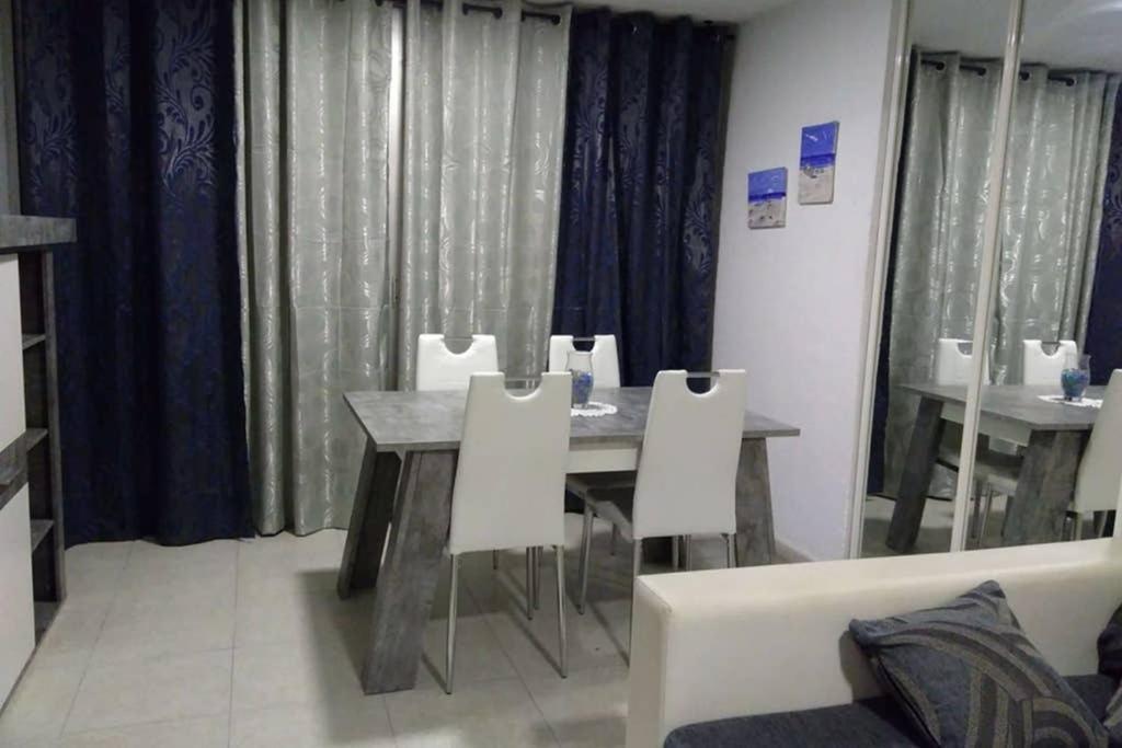 Moby Dick 6b Apartment