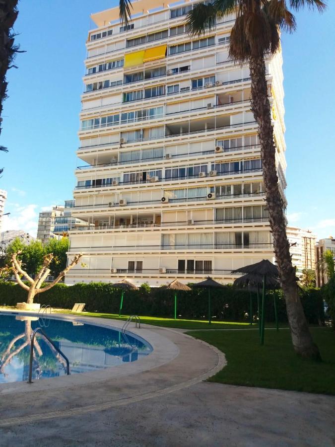 En Plaza Triangular Y Muy Cerca De La Playa Apartment
