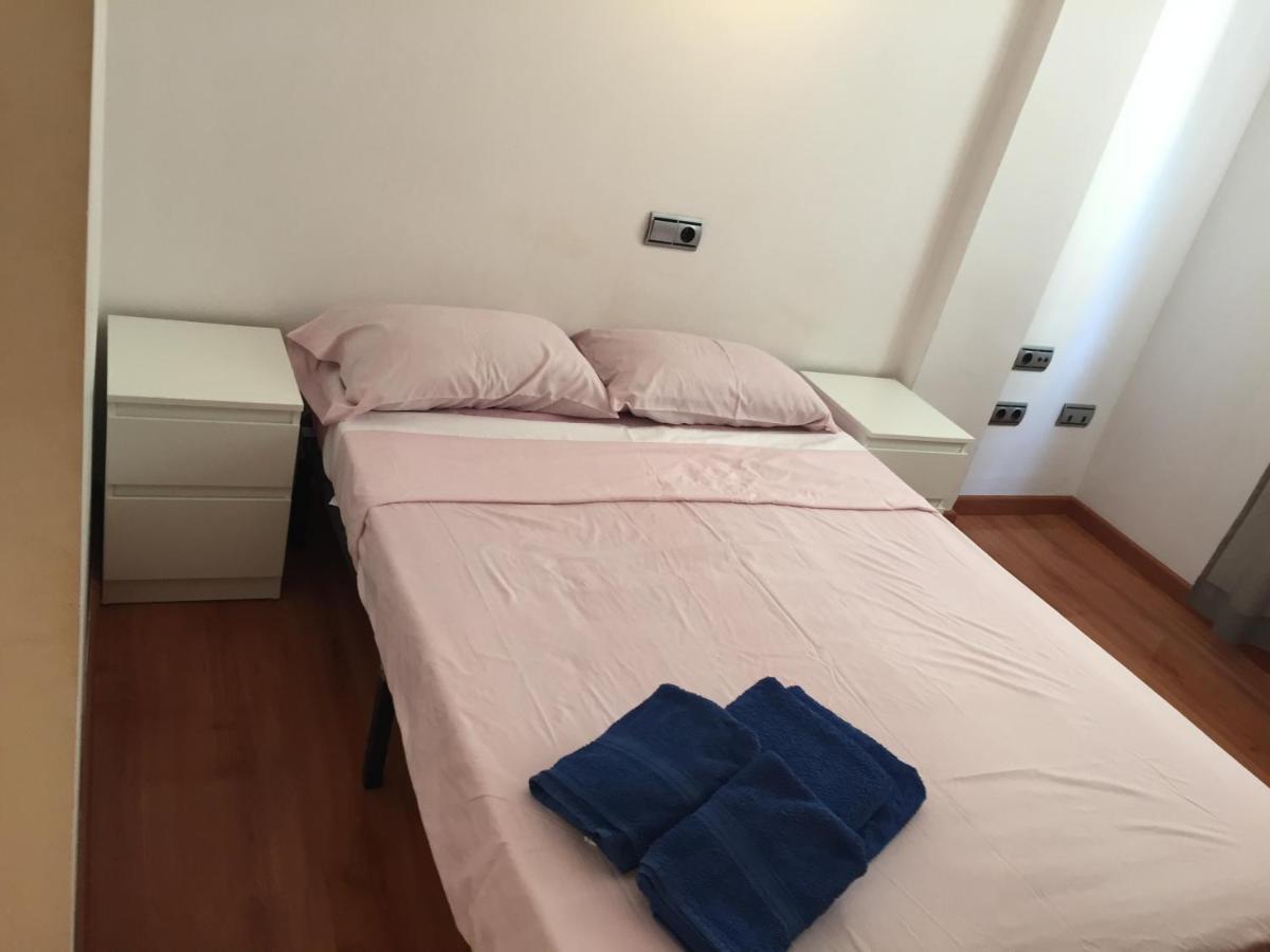 De 100 M² En Parque De L'aiguera, Con 3 Habitación