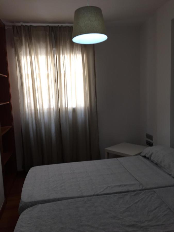 De 100 M² En Parque De L'aiguera, Con 3 Habitación Benidorm