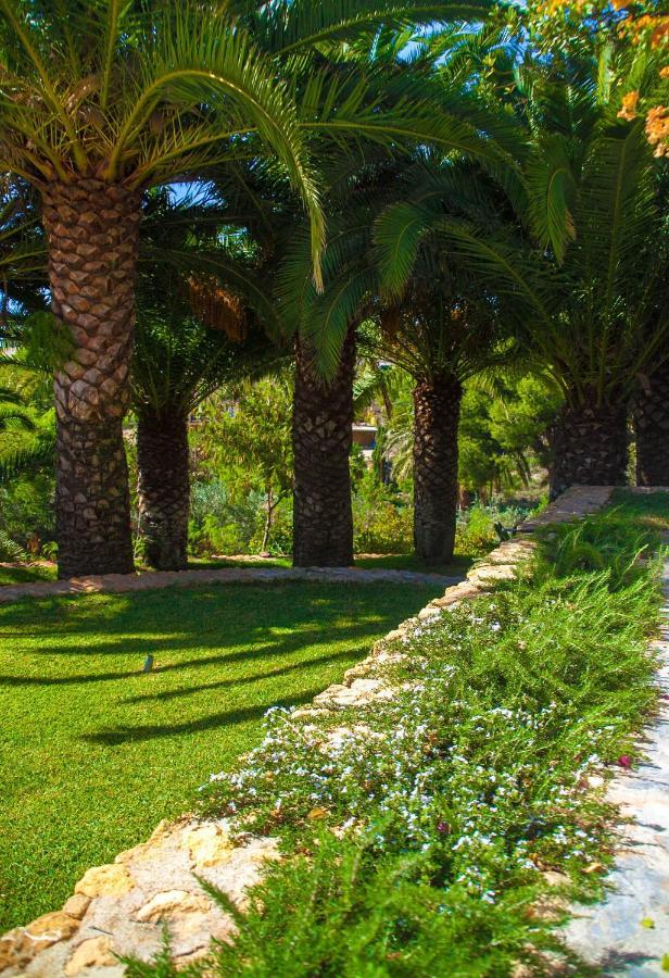 Altozano With Pool, Barbeque, Large Garden, And Fantastic Sea Views Villa *