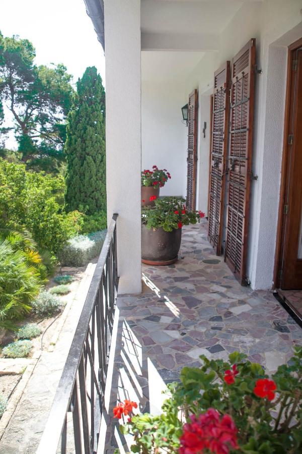 Altozano With Pool, Barbeque, Large Garden, And Fantastic Sea Views Benidorm
