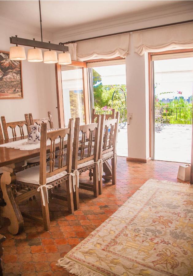 Altozano With Pool, Barbeque, Large Garden, And Fantastic Sea Views *