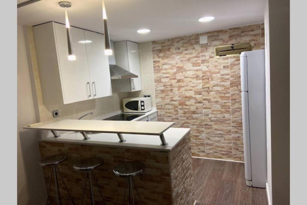 Ideal 1 * Benidorm