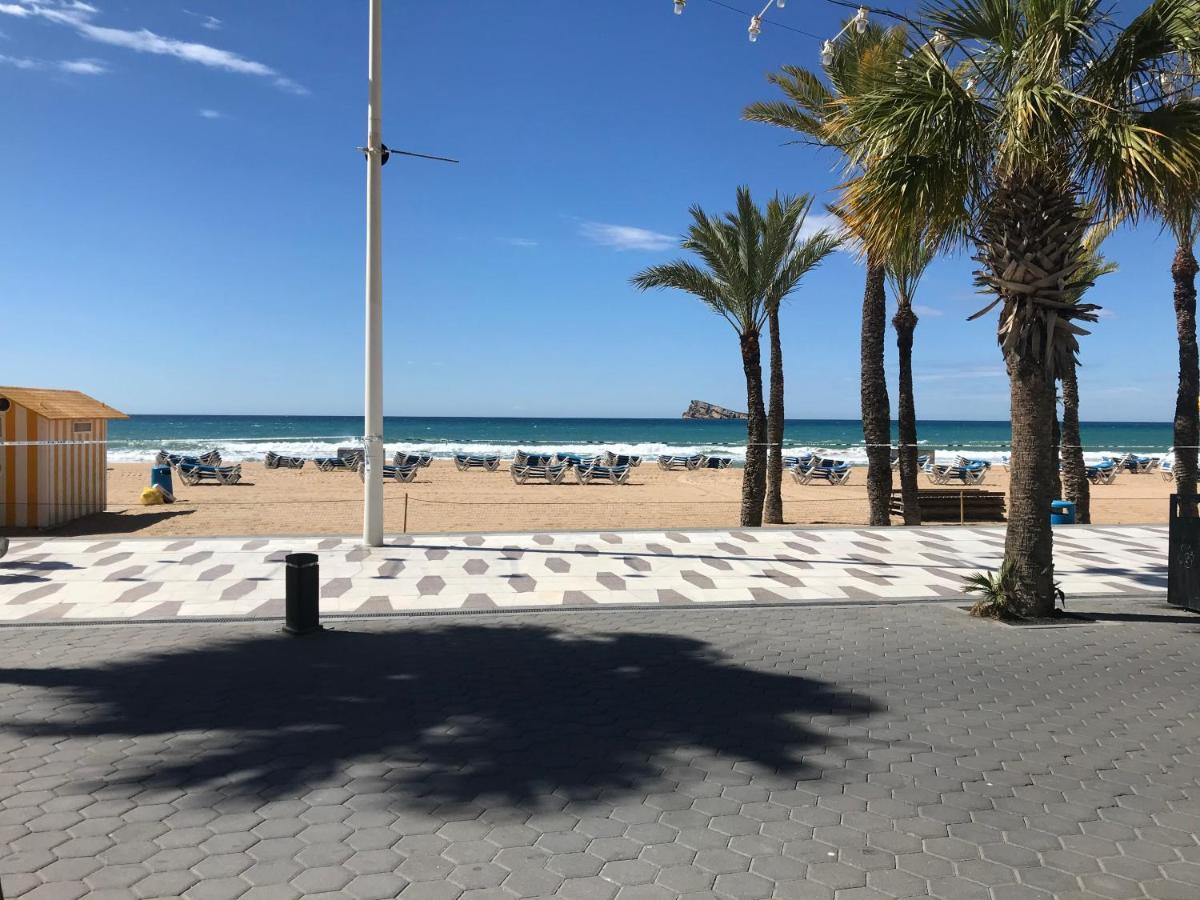En Plaza Triangular Y Muy Cerca De La Playa Apartment