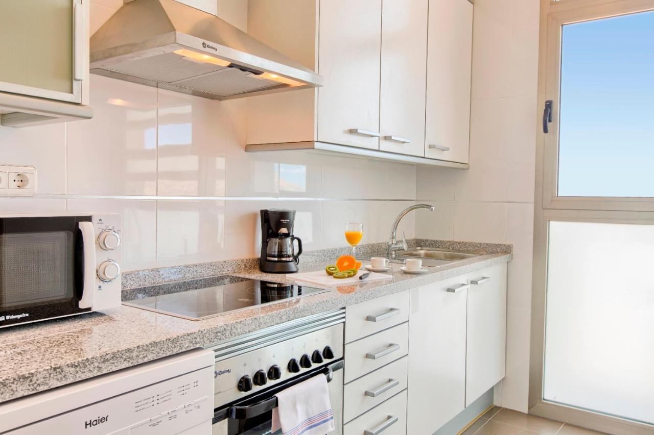 Luxury On The 41st Floor With Stunning Sea Views Apartment *