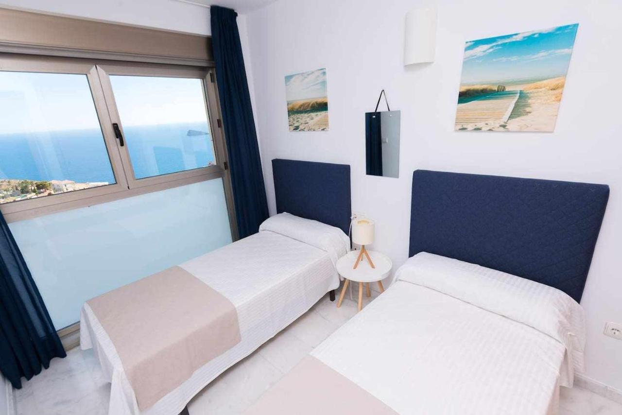 Sky High On The 38th Floor - Sea Views *