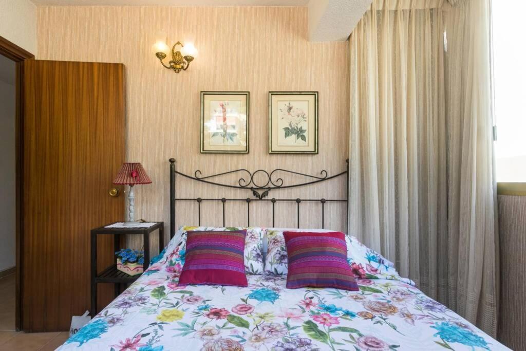 Apartment Beachfront In Poniente *