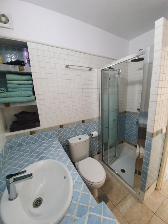 Los Fernandos, 1st Line Beachfront Poniente, 2 Bedroom Ocean Terrace Benidorm