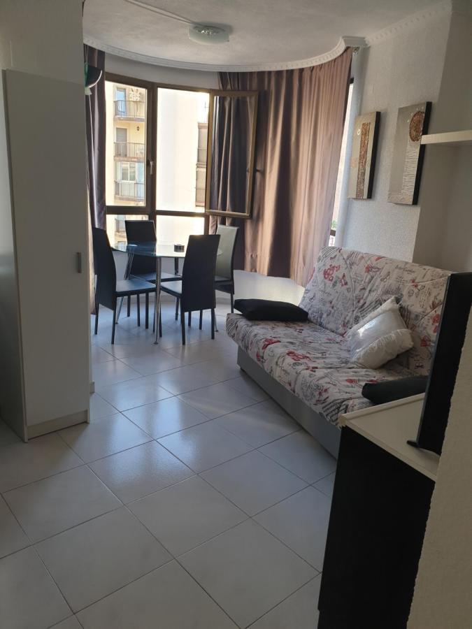 Apartamento Angela Apartment *