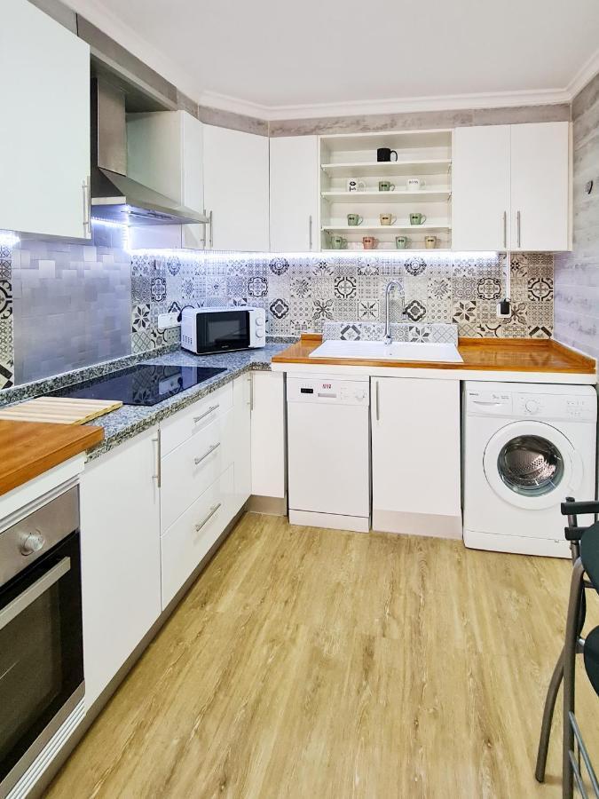 Completo Plaza Espana Ii Apartment