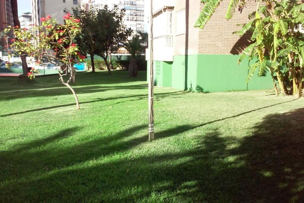 Alteanos, Centrico Y Confortable, Soleado, Con Piscina Y Jardines, Tenis, Parking Exterior Comunitario, Y La Playa Andando 10 Min