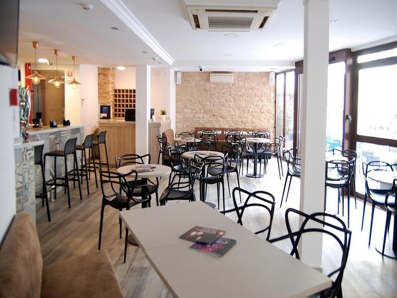 Hotel Hotel Queens - Adults Only 2*