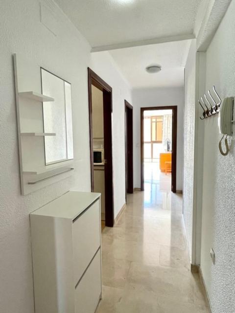 Los Gemelos 2 Sin Aire Acondicionado - Aloturin Benidorm *