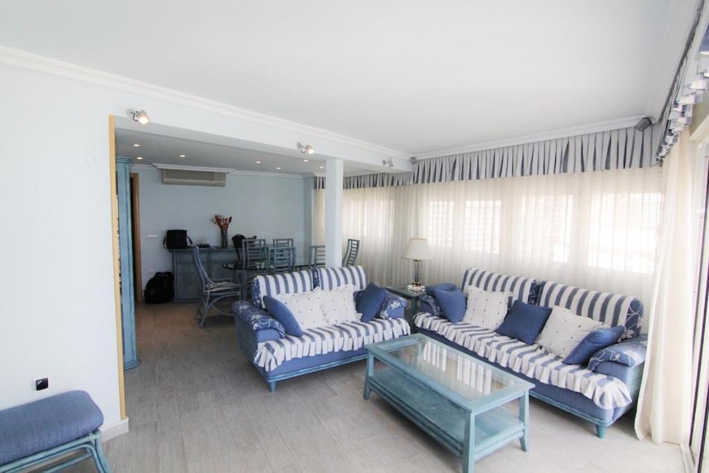 Apartamento Torre Yago, Primera Linea De Playa 6 Personas Apartment *