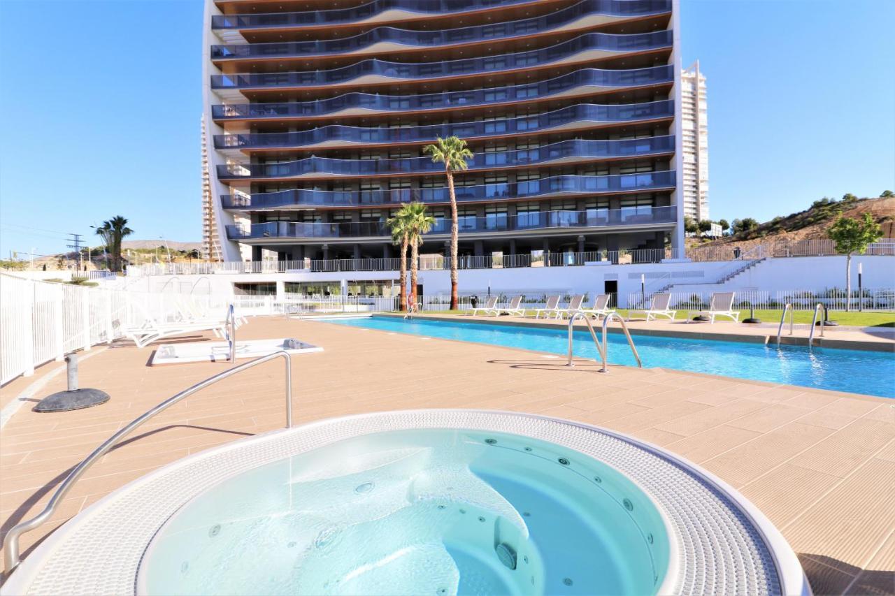 Sunset Waves 18-35 Benidorm