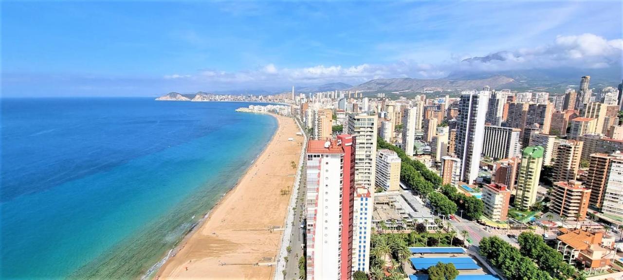 Torre Levante/32 *
