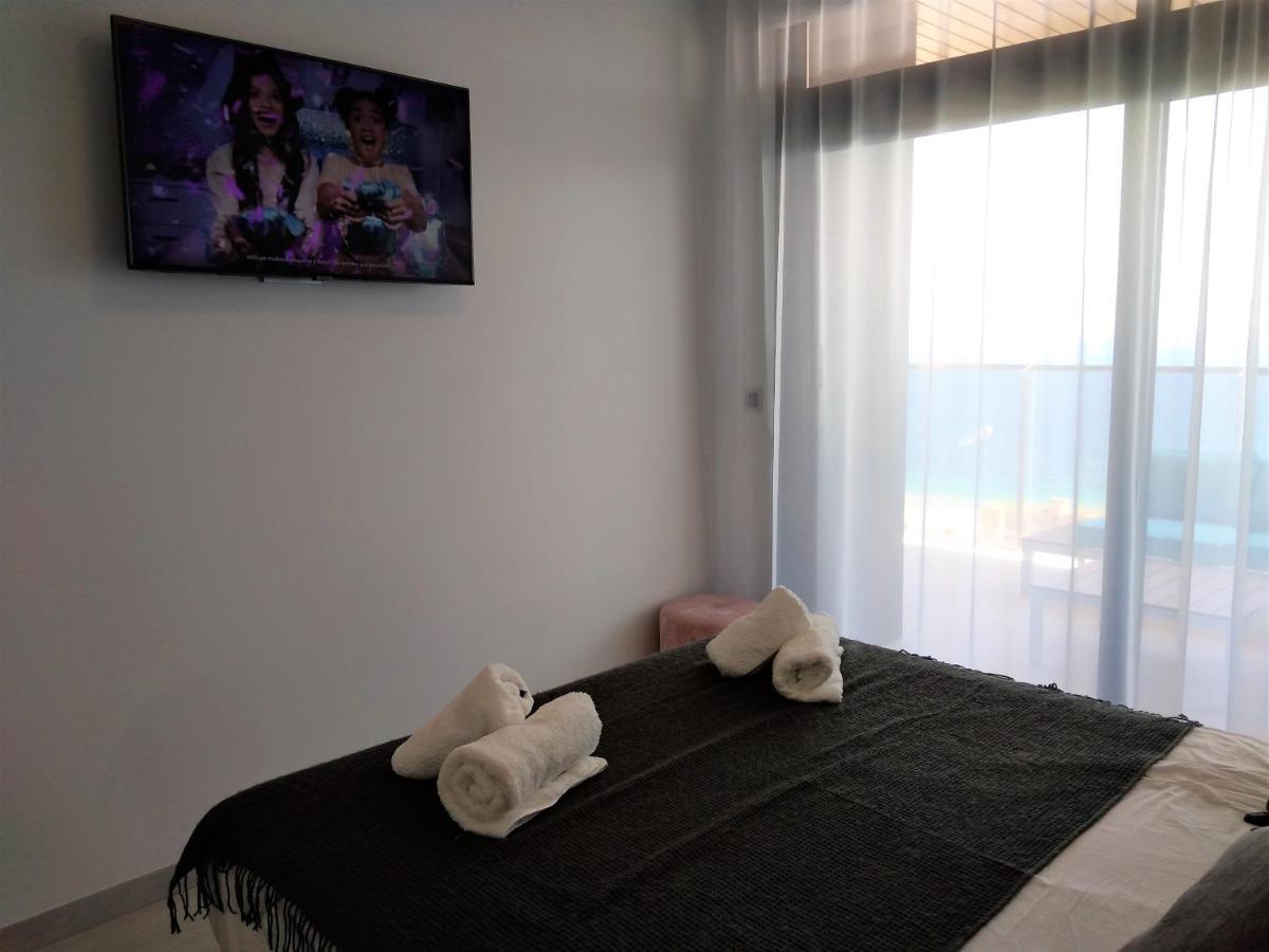 Sunset Waves Luxury 3