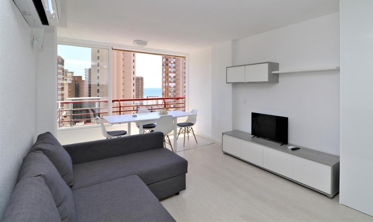 Piscis 10-7 * Benidorm