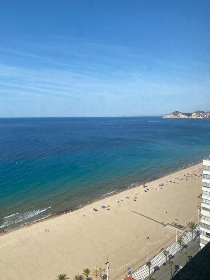 Primera Linea De Playa, Benidorm. * Benidorm