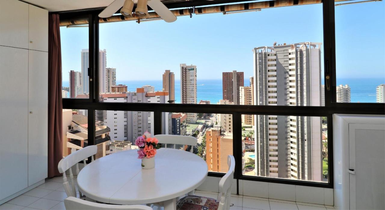 Gemelos 2 18-E * Benidorm