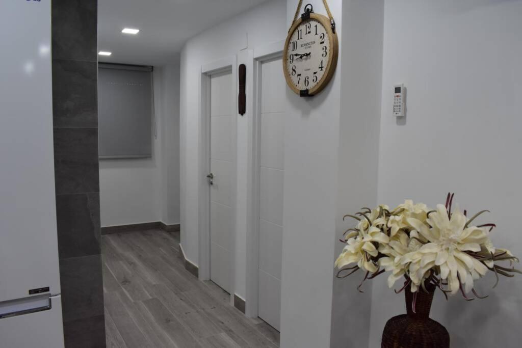 Precioso Apartamento Con Piscina En *