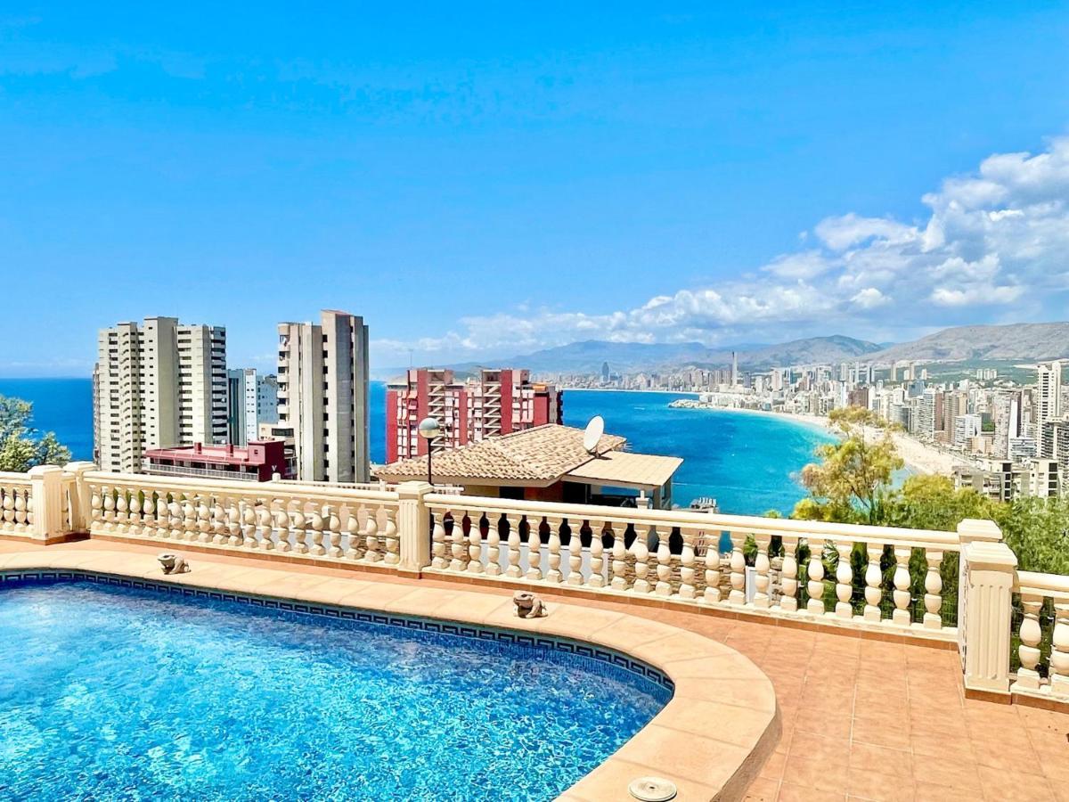 Eye * Benidorm