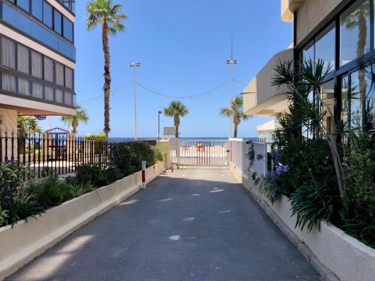 Torre Levante, Primera Línea De Playa *