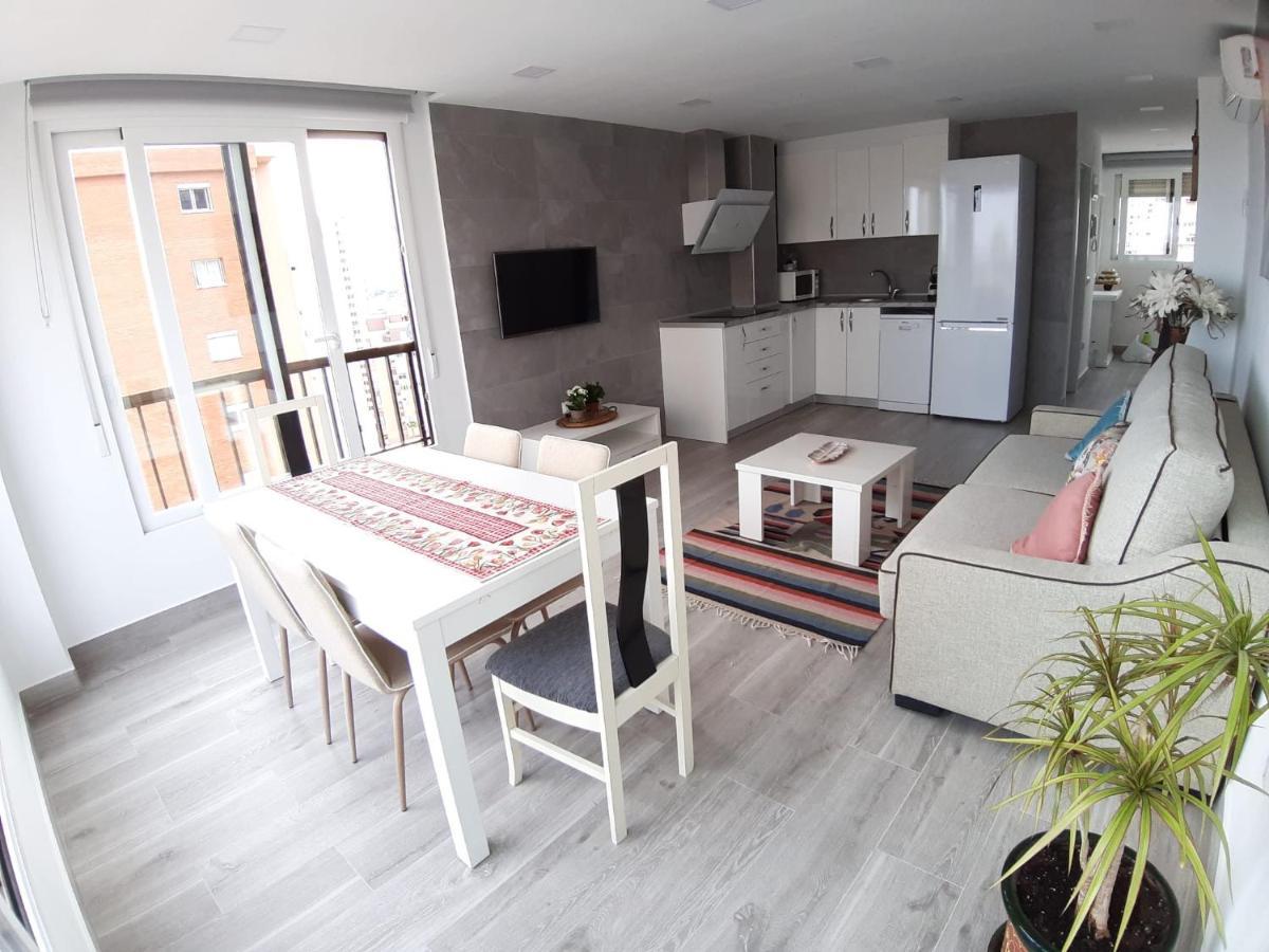Precioso Apartamento Con Piscina En Appartement Benidorm