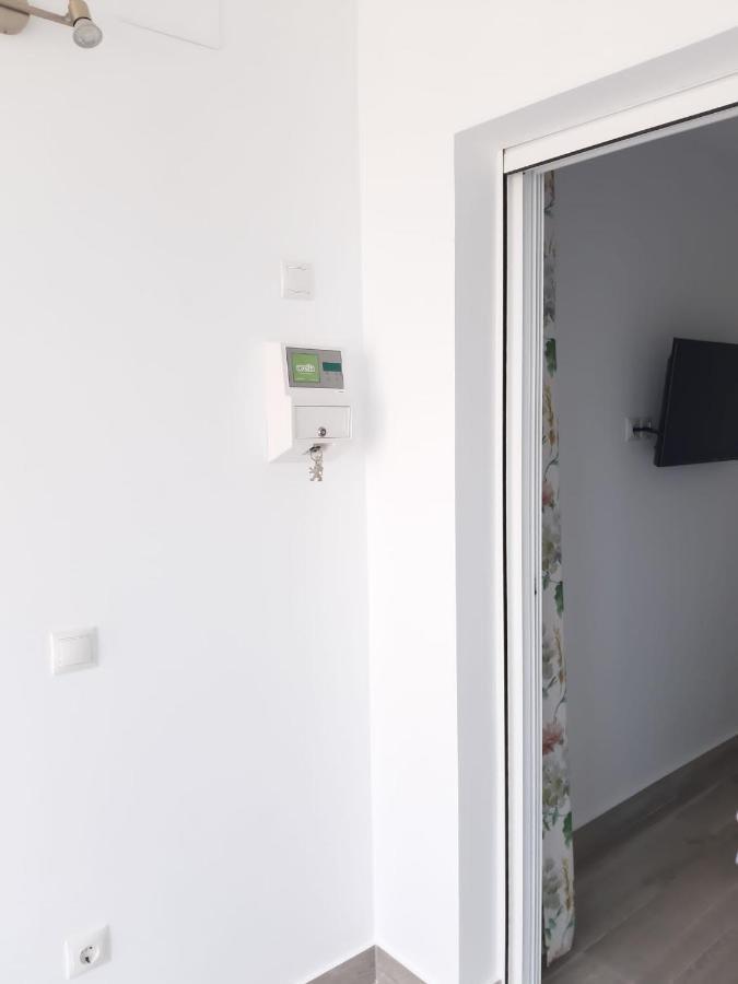 Precioso Apartamento Con Piscina En Benidorm