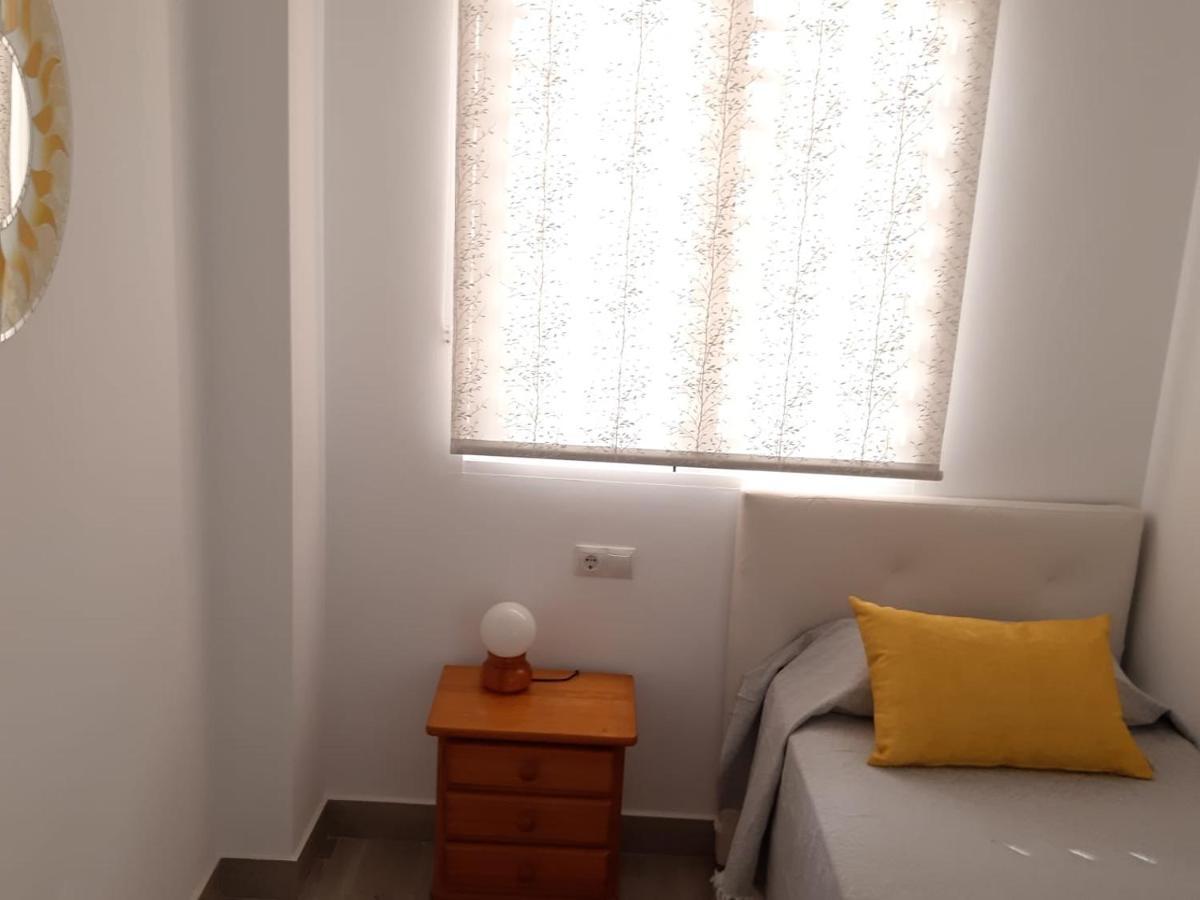Precioso Apartamento Con Piscina En Benidorm