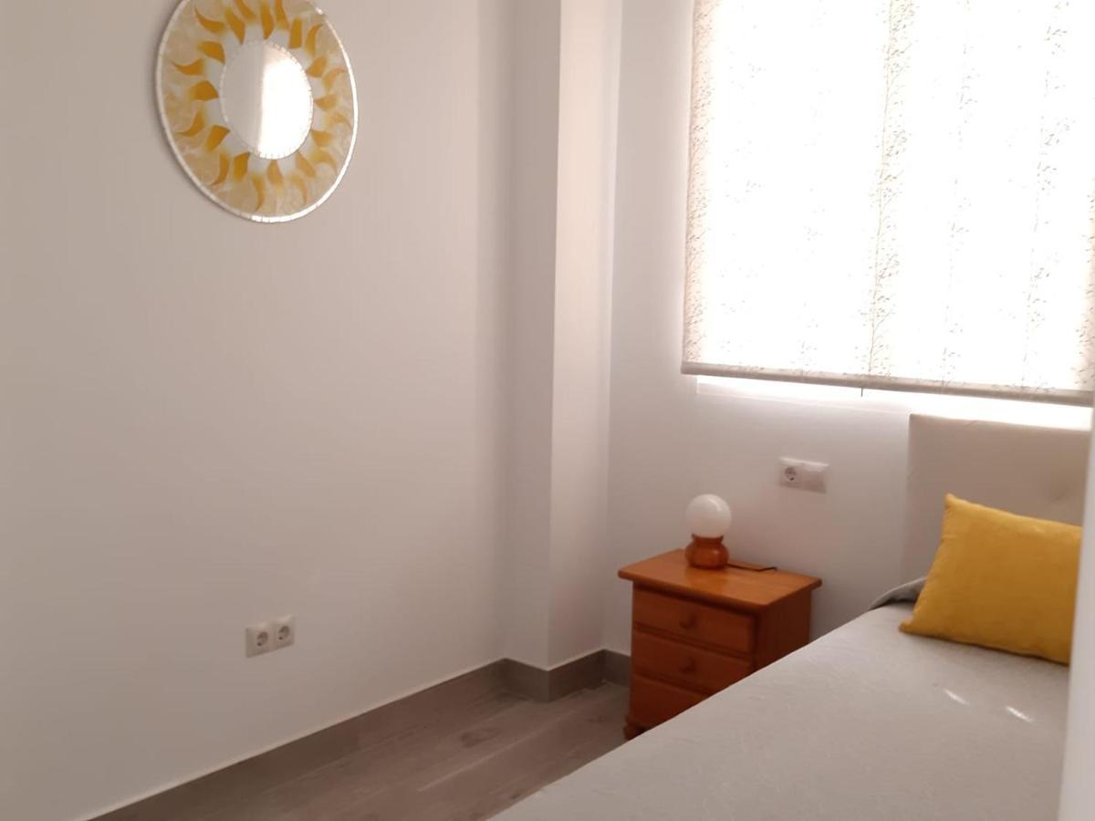 Precioso Apartamento Con Piscina En * Benidorm
