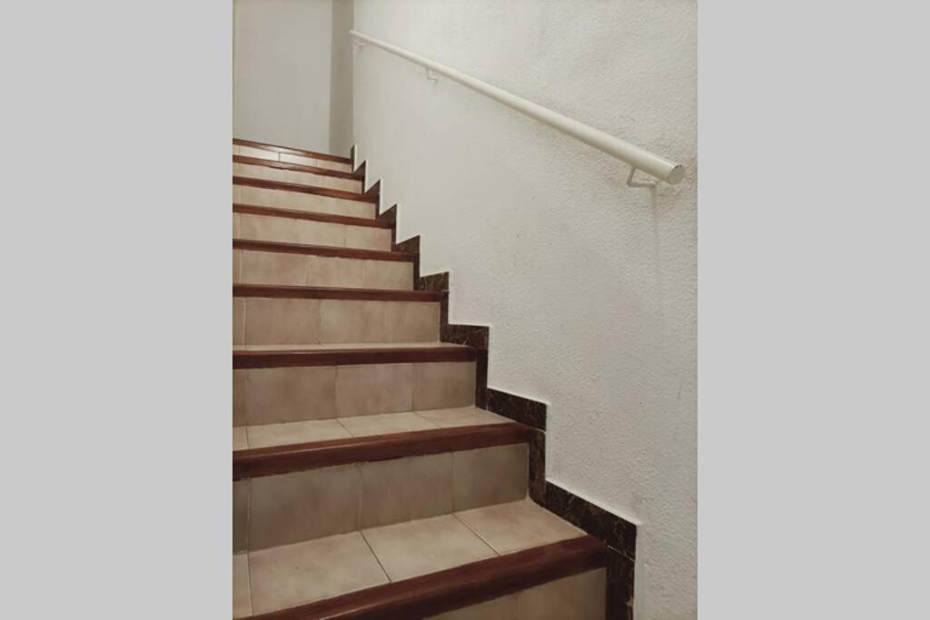 2 Bedroom Townhouse In Beautiful Gated Complex Сasa de vacaciones