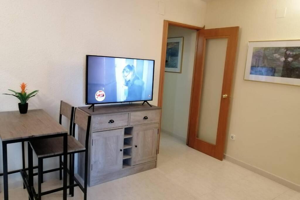 Lovely Family In Benidorm, Close To The Town Hall Benidorm