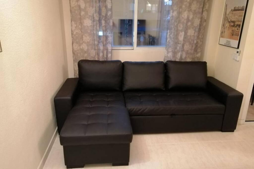 Lovely Family In Benidorm, Close To The Town Hall * Benidorm