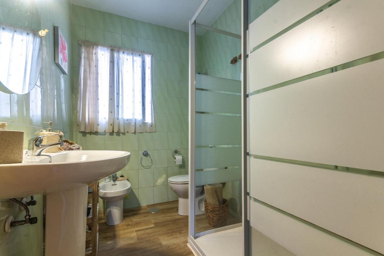 2br Flat - Aircon - 5 Min Walk To Beach *