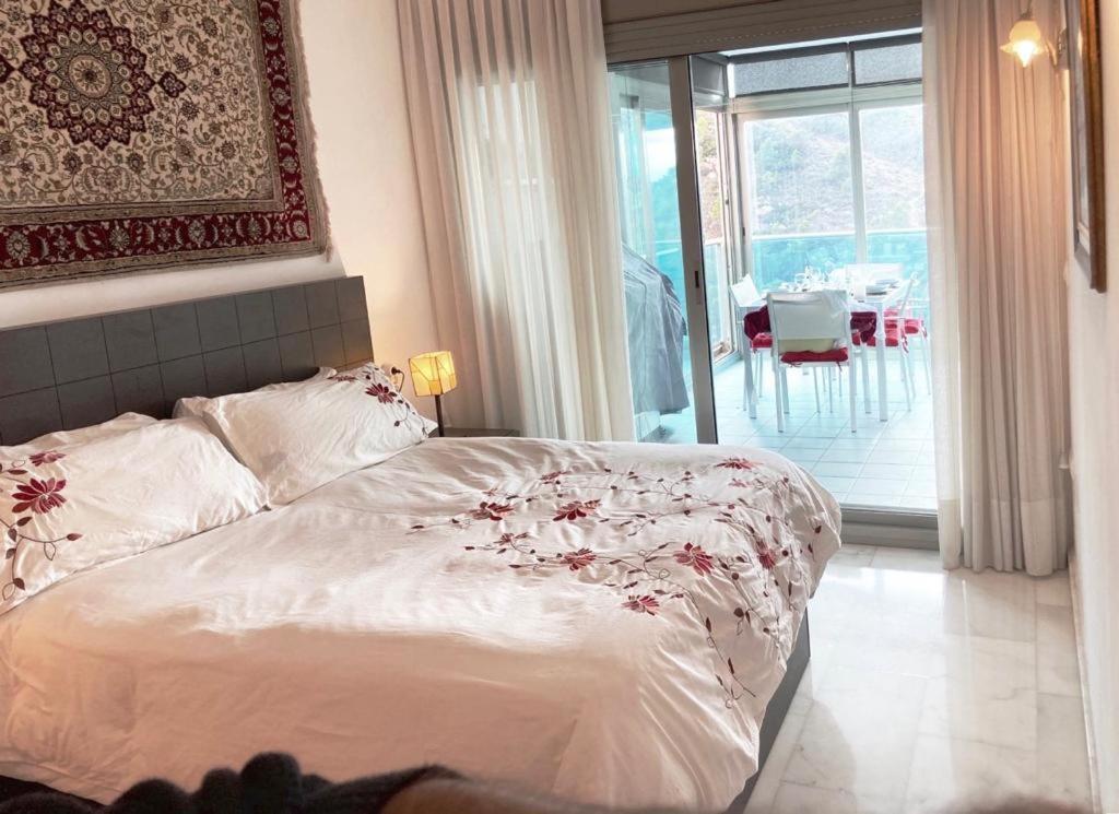 Apartamento Soleado Con Terraza Privada 59 * Benidorm