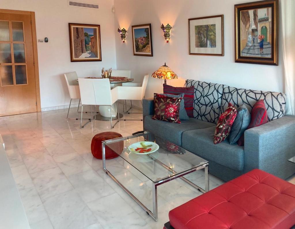 Apartamento Soleado Con Terraza Privada * Benidorm