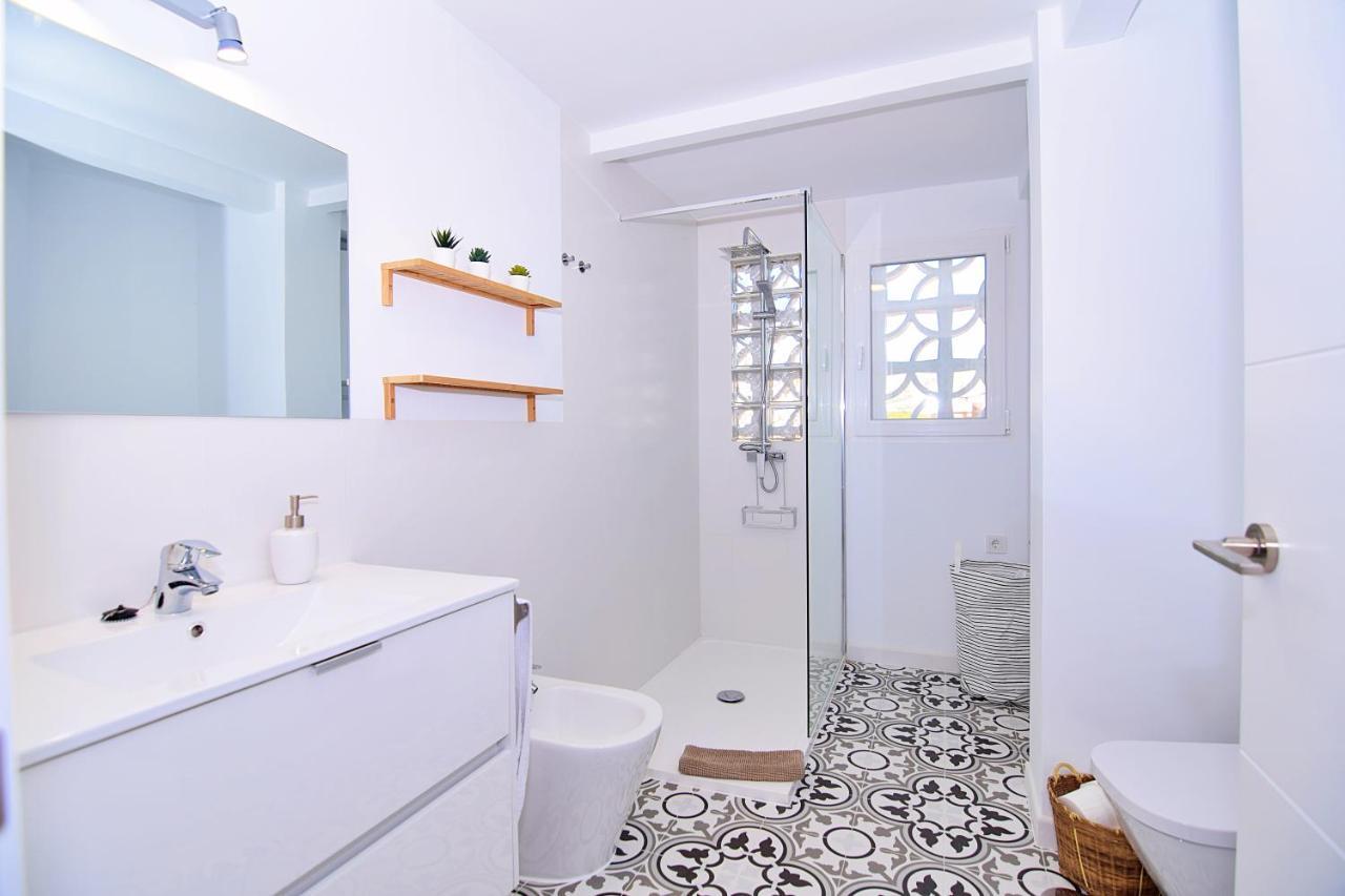Apartment 250m Playa/beach, Wifi, A/a, Smart Tv, Parking Benidorm