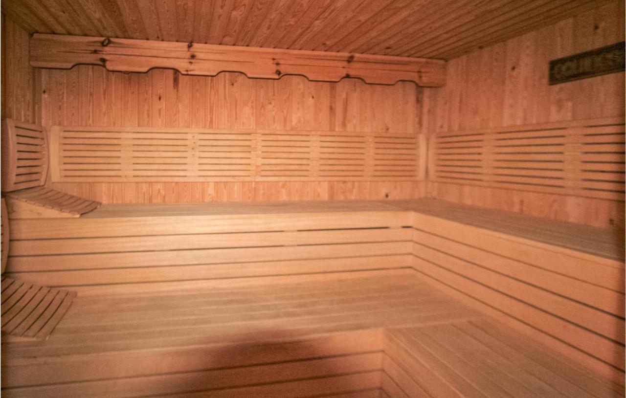Beautiful In With Sauna, Indoor Swimming Pool And Swimming Pool Apartment