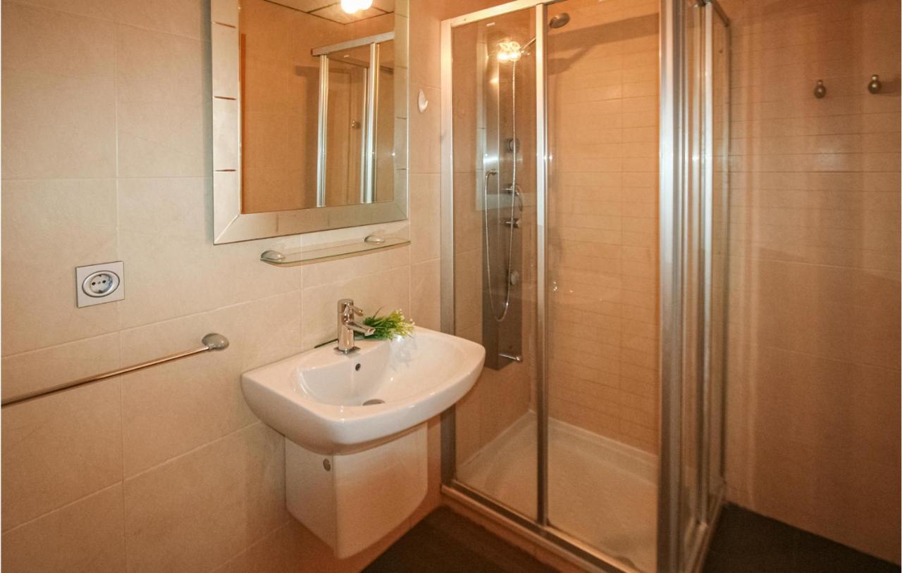 Apartment Beautiful In With Sauna, Indoor Swimming Pool And Swimming Pool *