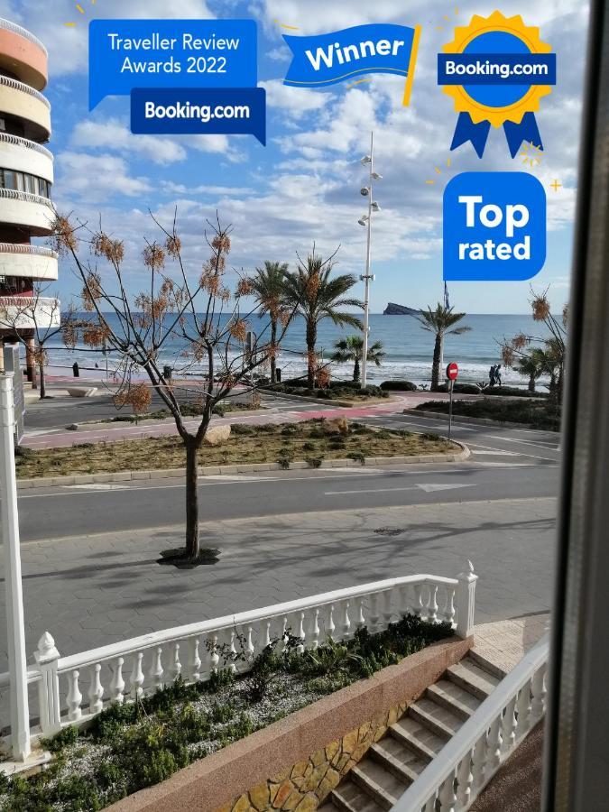 Frente Al Mar *