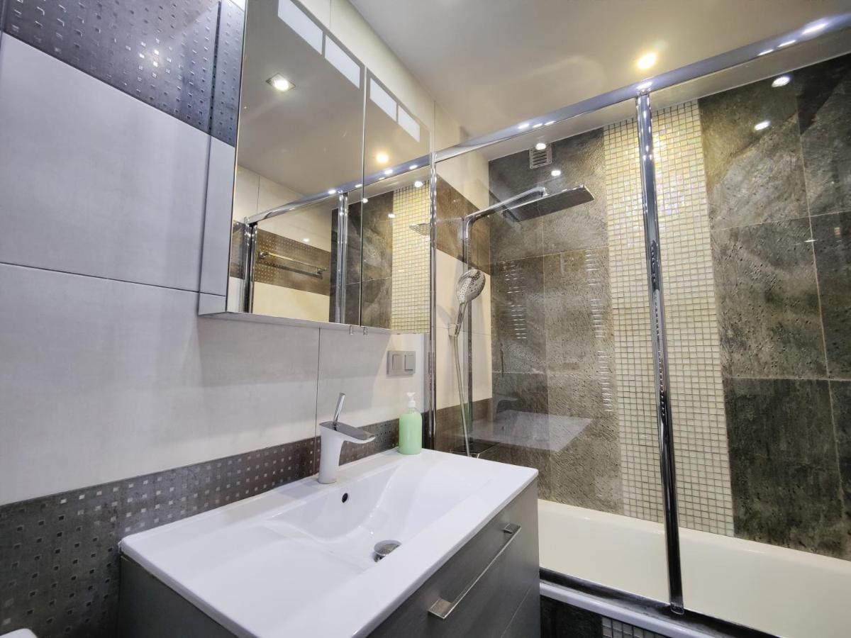 Apartment Estrella Design & *