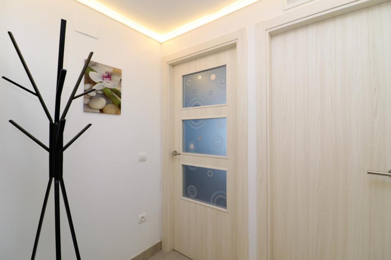Apartment Seimar 1-8 Levante