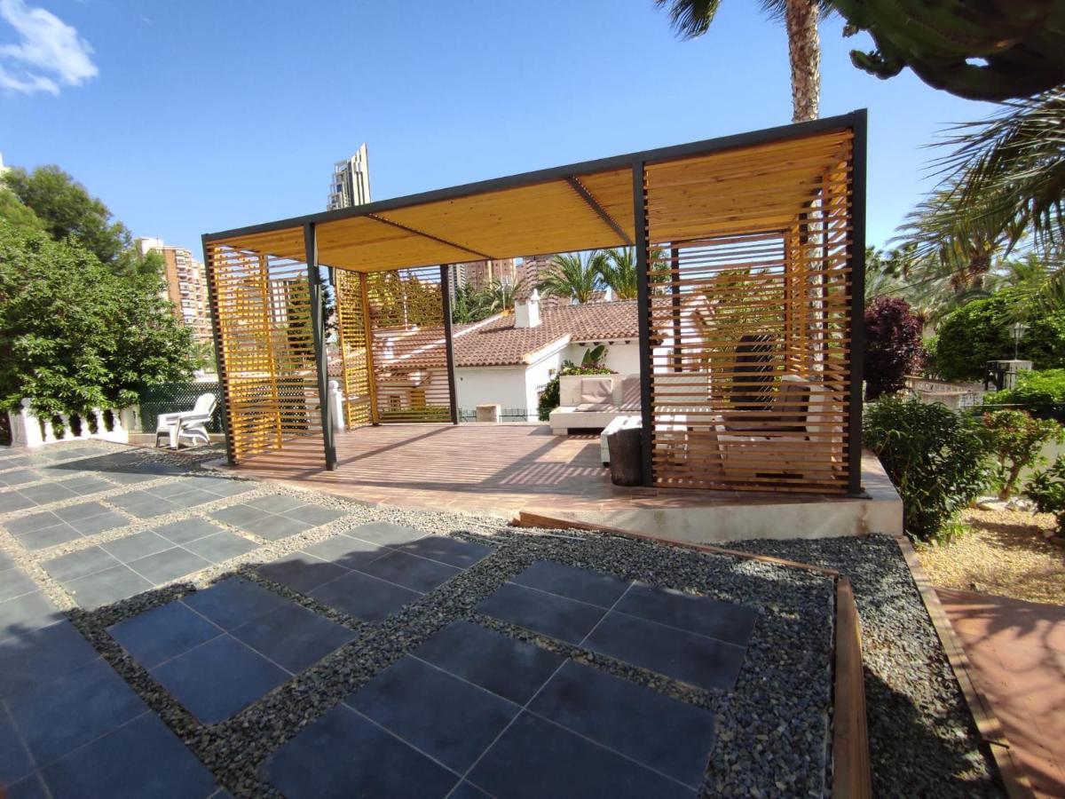 Con Piscina A Un Paso De La Playa Holiday home *